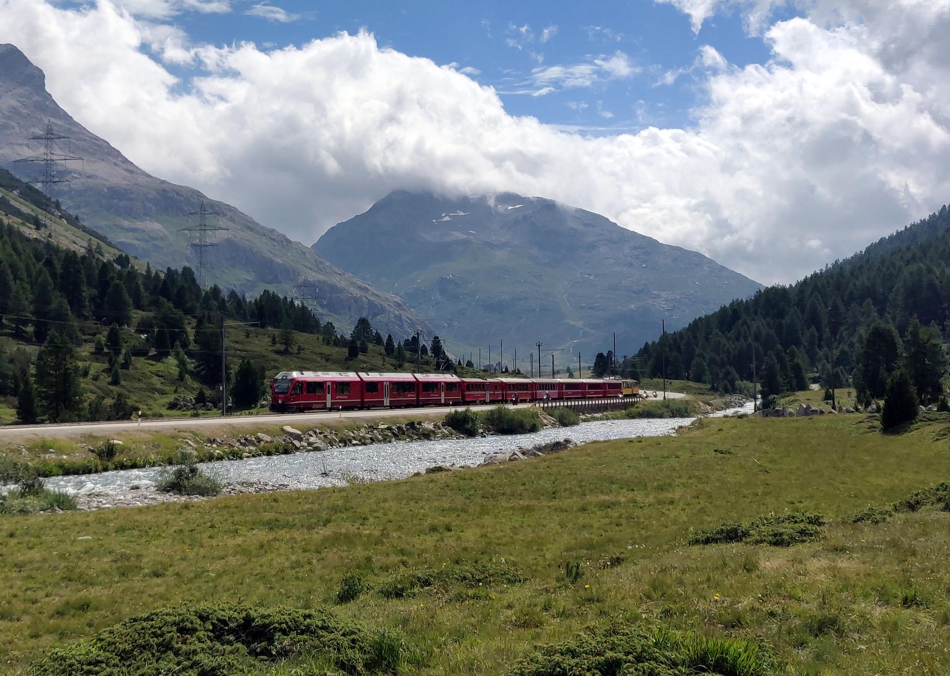 Bernina Pass Image