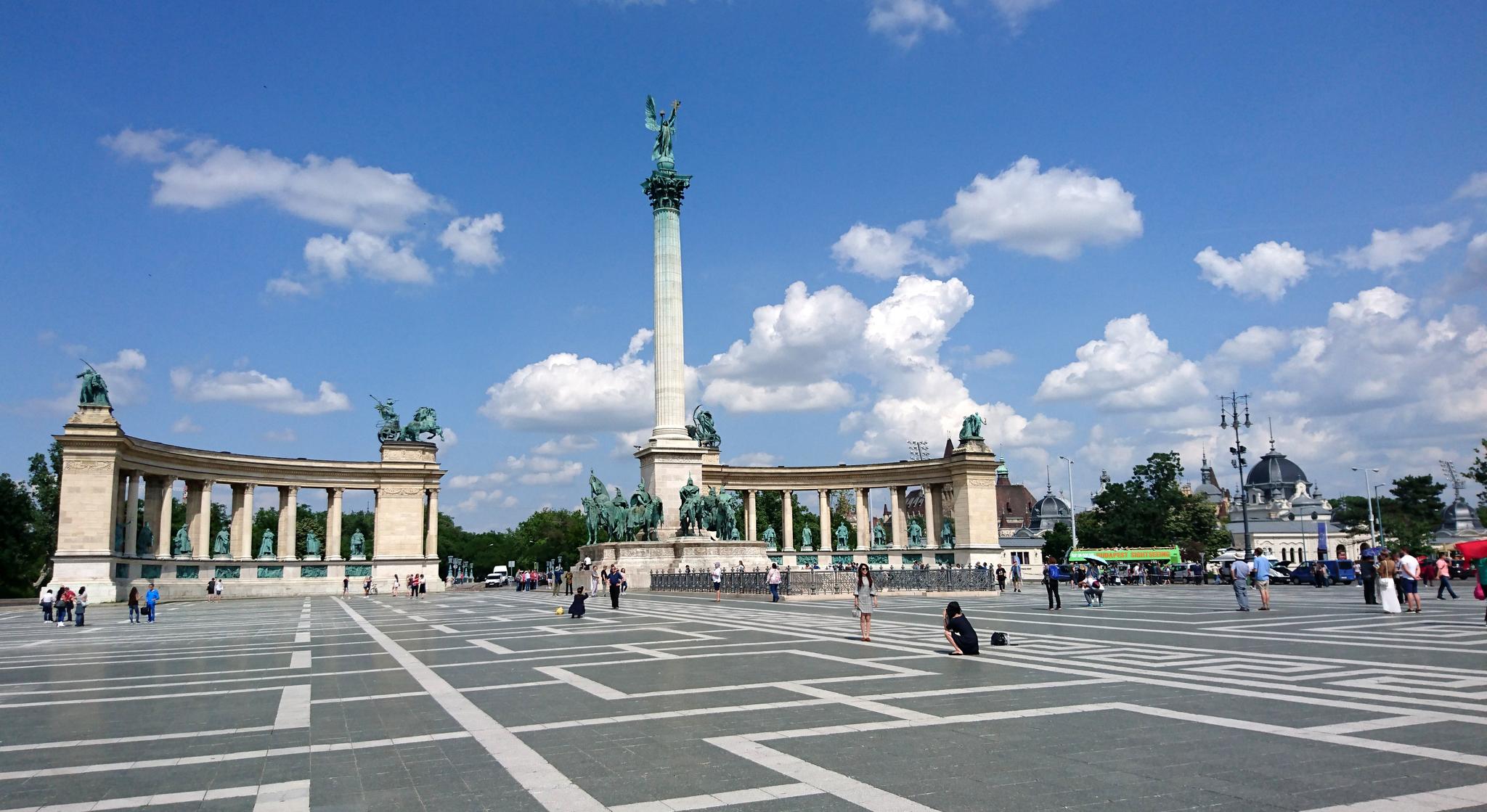 Heldenplatz Image