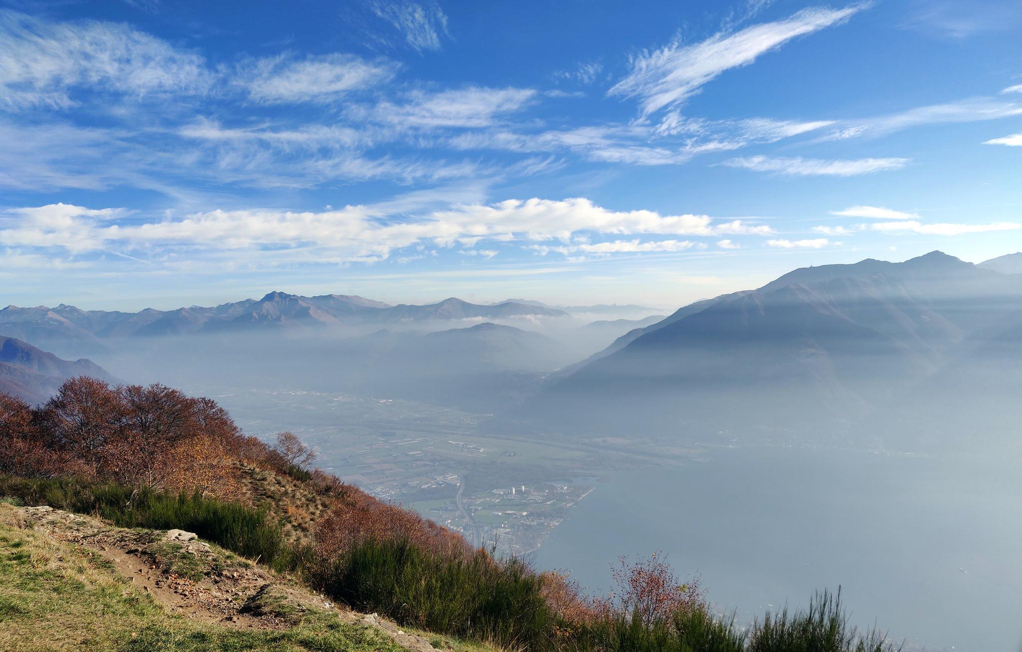 Lo Stallone (1496m) Image